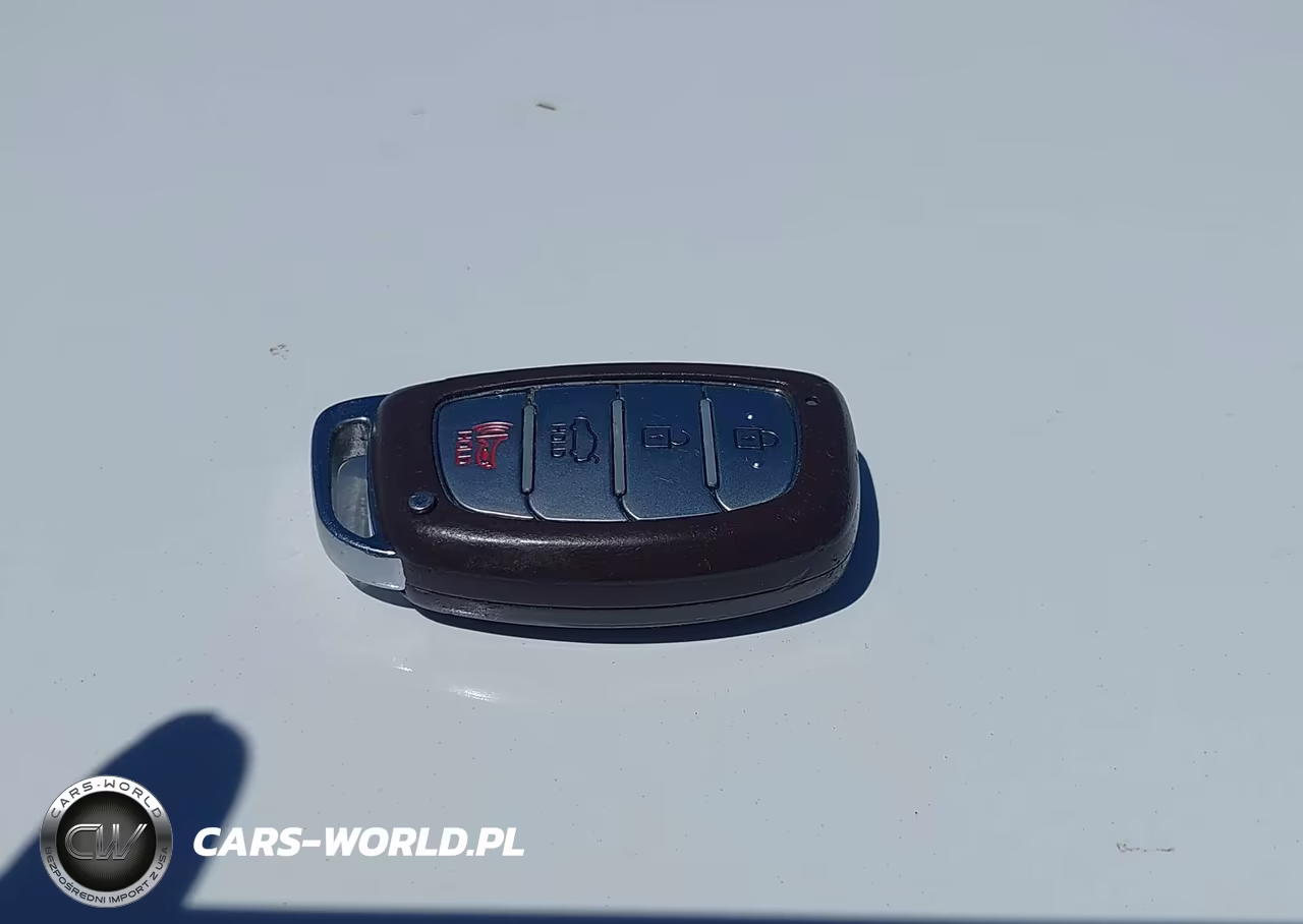 2018 Hyundai Elantra Sport VIN:KMHD04LB5JU504555 - 11
