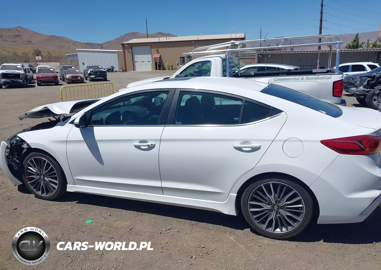 2018 Hyundai Elantra Sport VIN:KMHD04LB5JU504555 - 14