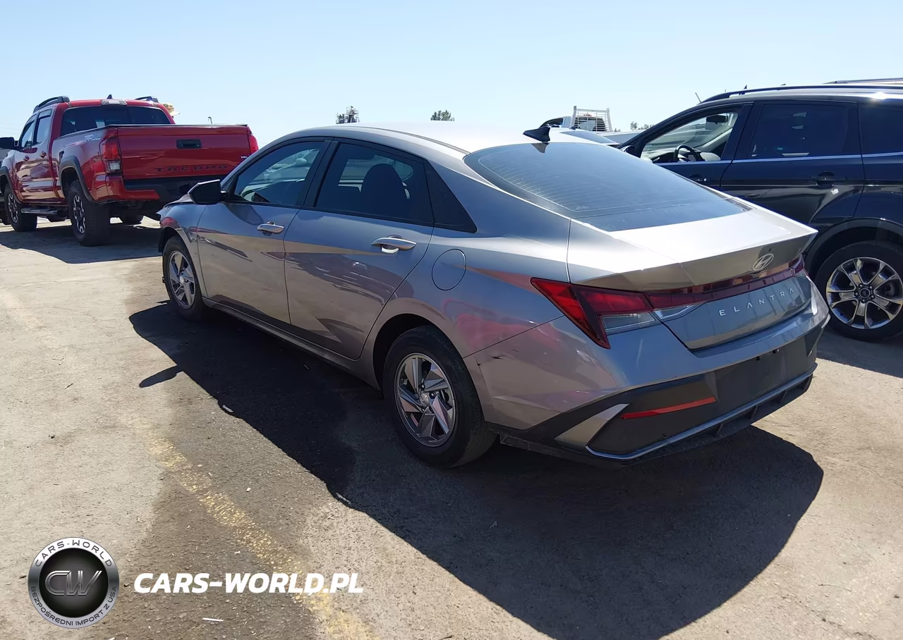 2024 Hyundai Elantra Se VIN:KMHLL4DG0RU693558 - 3
