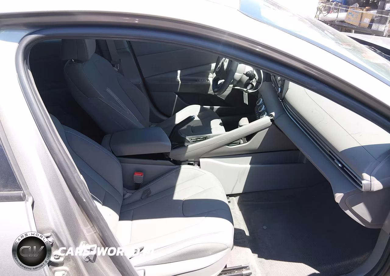 2024 Hyundai Elantra Se VIN:KMHLL4DG0RU693558 - 5