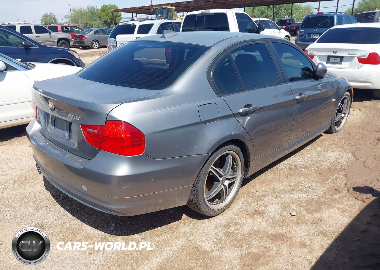 2010 BMW 328I VIN:WBAPH5G55ANM70791 - 4