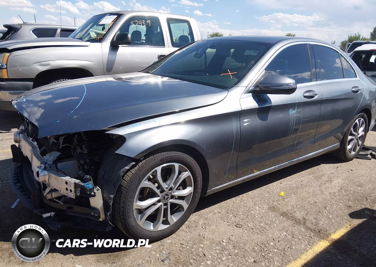 2018 Mercedes-Benz C 300 VIN:55SWF4JB0JU253465 - 2