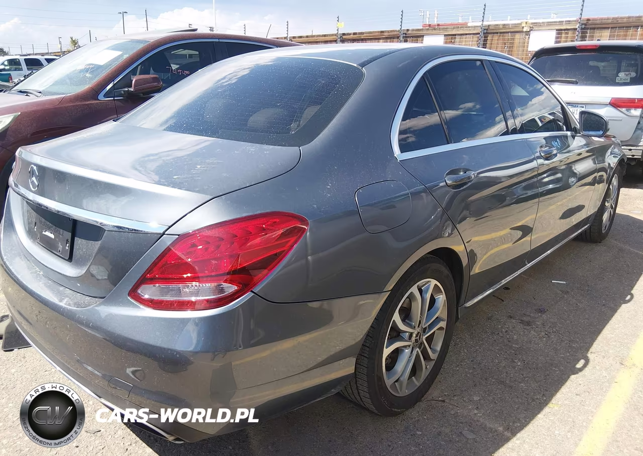 2018 Mercedes-Benz C 300 VIN:55SWF4JB0JU253465 - 4