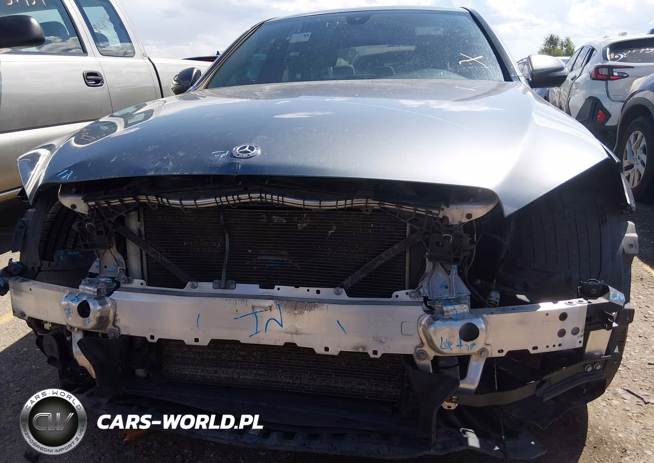 2018 Mercedes-Benz C 300 VIN:55SWF4JB0JU253465 - 6