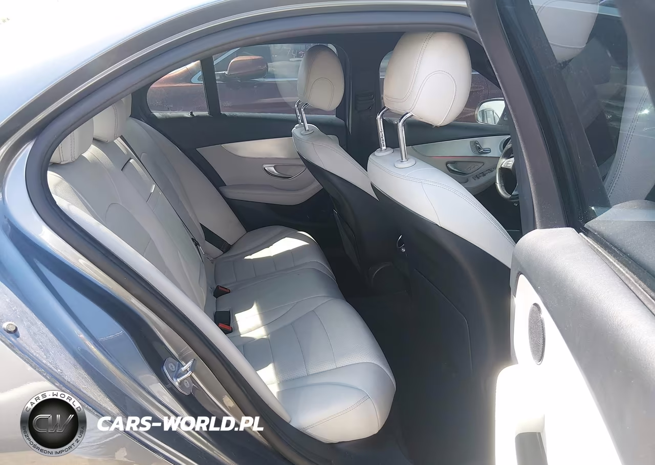 2018 Mercedes-Benz C 300 VIN:55SWF4JB0JU253465 - 8