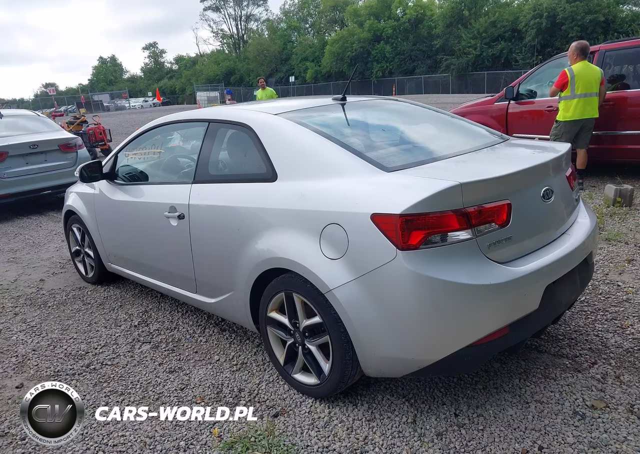 2010 Kia Forte Koup Sx VIN:KNAFW6A36A5158784 - 3