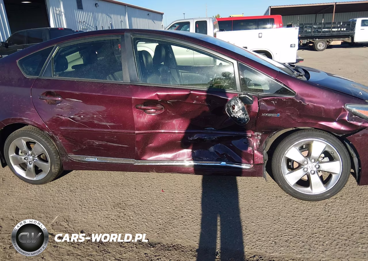 2013 Toyota Prius Three Se VIN:JTDKN3DU9D5620119 - 13