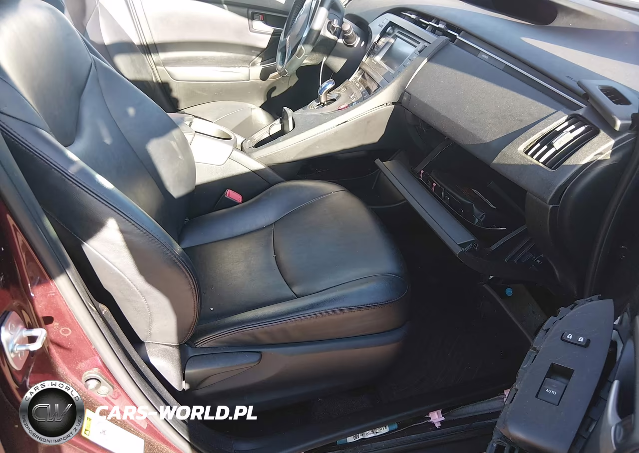 2013 Toyota Prius Three Se VIN:JTDKN3DU9D5620119 - 5