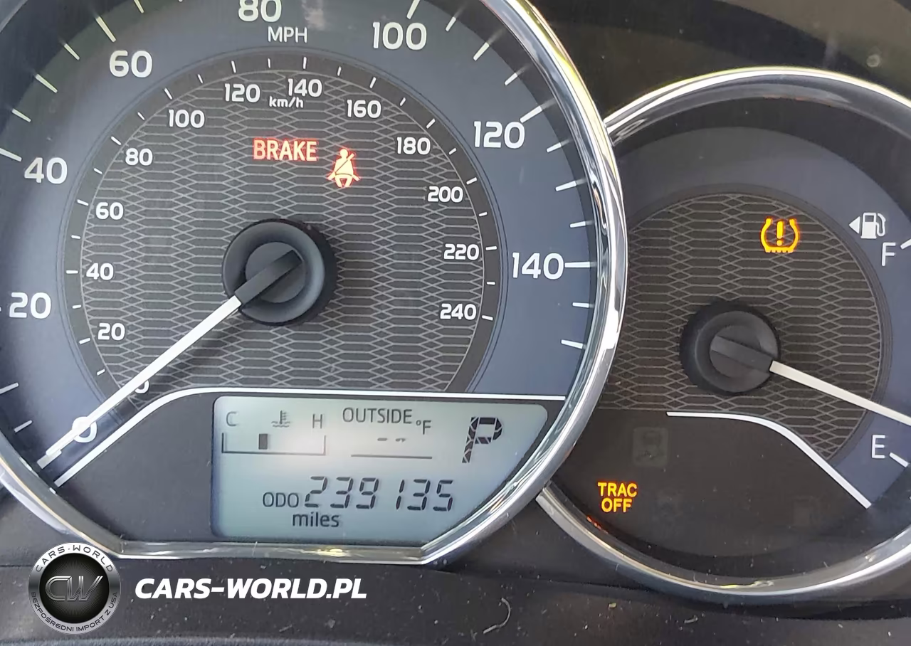 2014 Toyota Corolla Le Plus VIN:2T1BURHEXEC025762 - 15