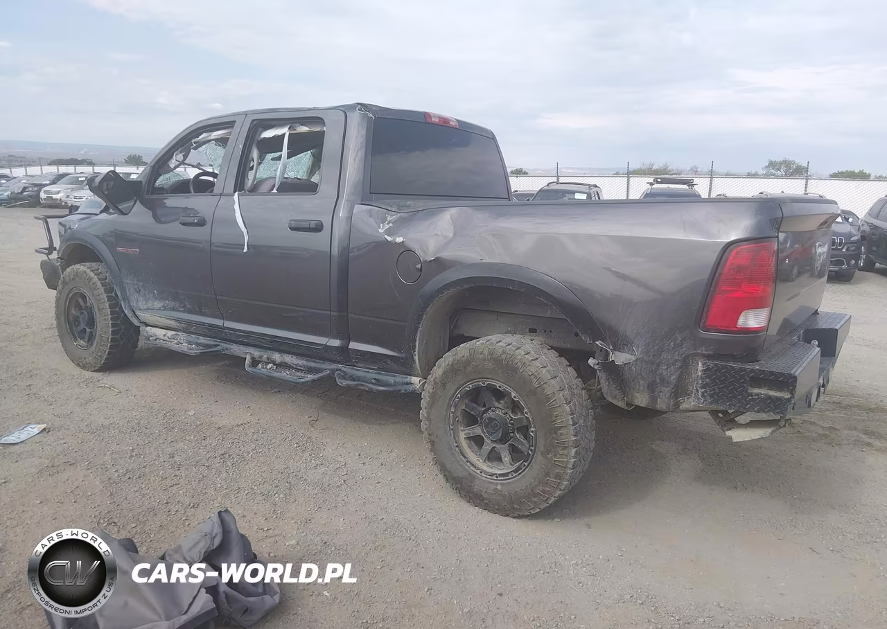 2018 Ram 2500 Tradesman 4X4 6'4 Box VIN:3C6UR5CJ9JG106217 - 3