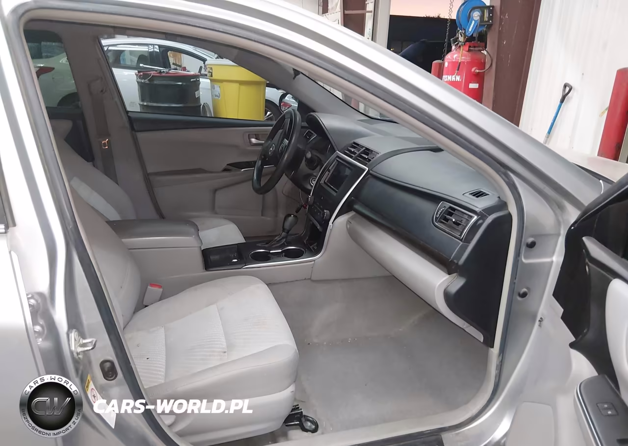 2016 Toyota Camry Le VIN:4T1BF1FK5GU237913 - 5