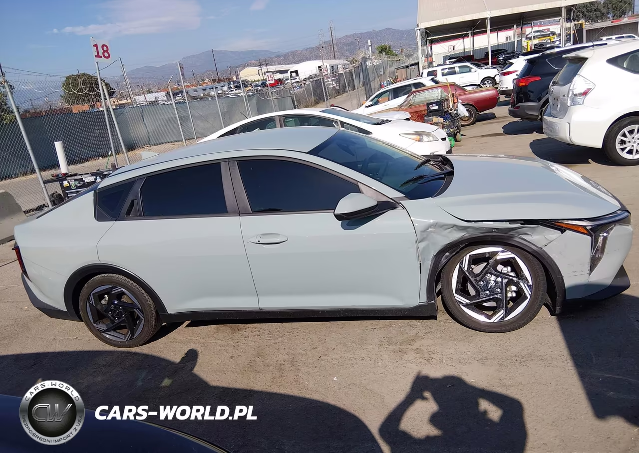 2025 Kia K4 Ex VIN:3KPFU4DE2SE125068 - 13