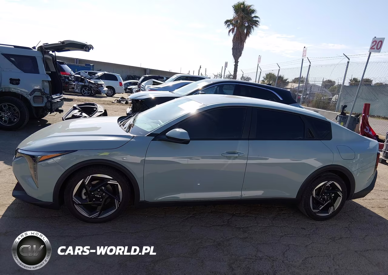2025 Kia K4 Ex VIN:3KPFU4DE2SE125068 - 14
