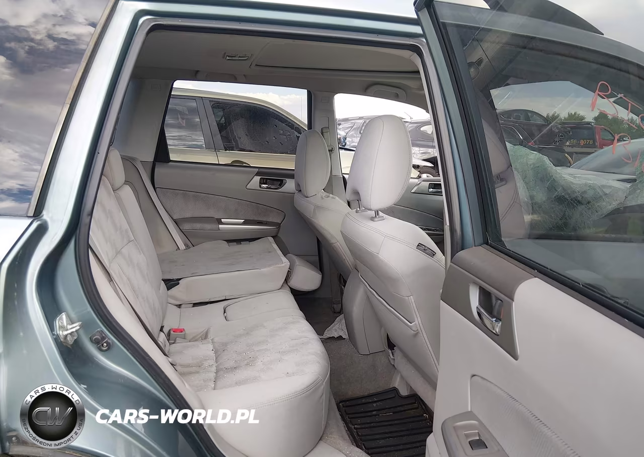 2010 Subaru Forester 2.5X Premium VIN:JF2SH6CC9AG793979 - 8