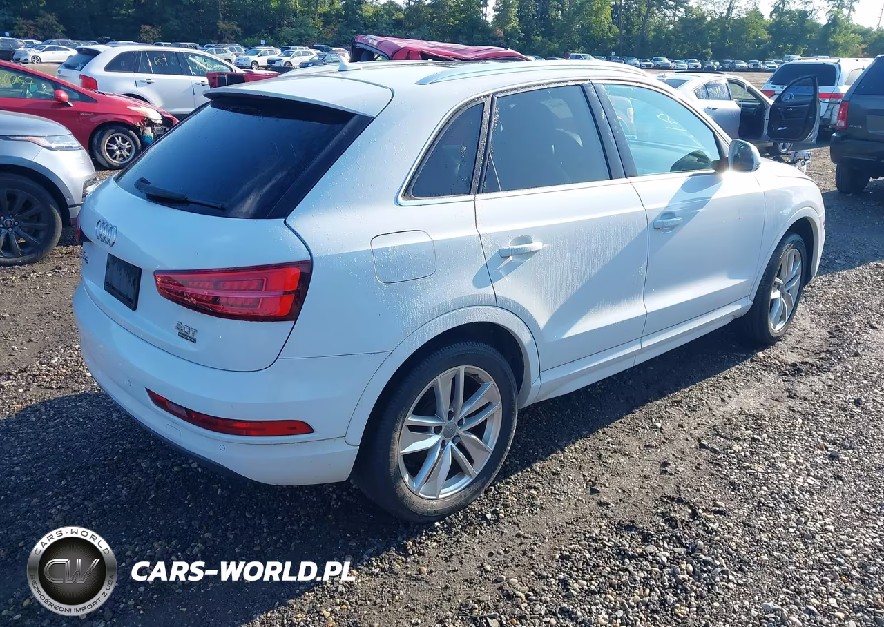 2016 Audi Q3 2.0T Premium Plus VIN:WA1EFCFS8GR015554 - 4