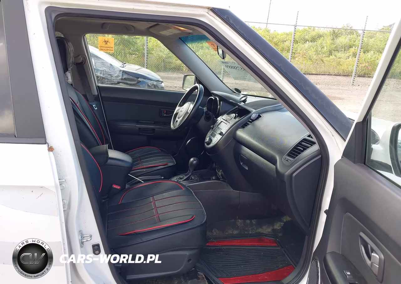 2011 Kia Soul + VIN:KNDJT2A28B7725928 - 5