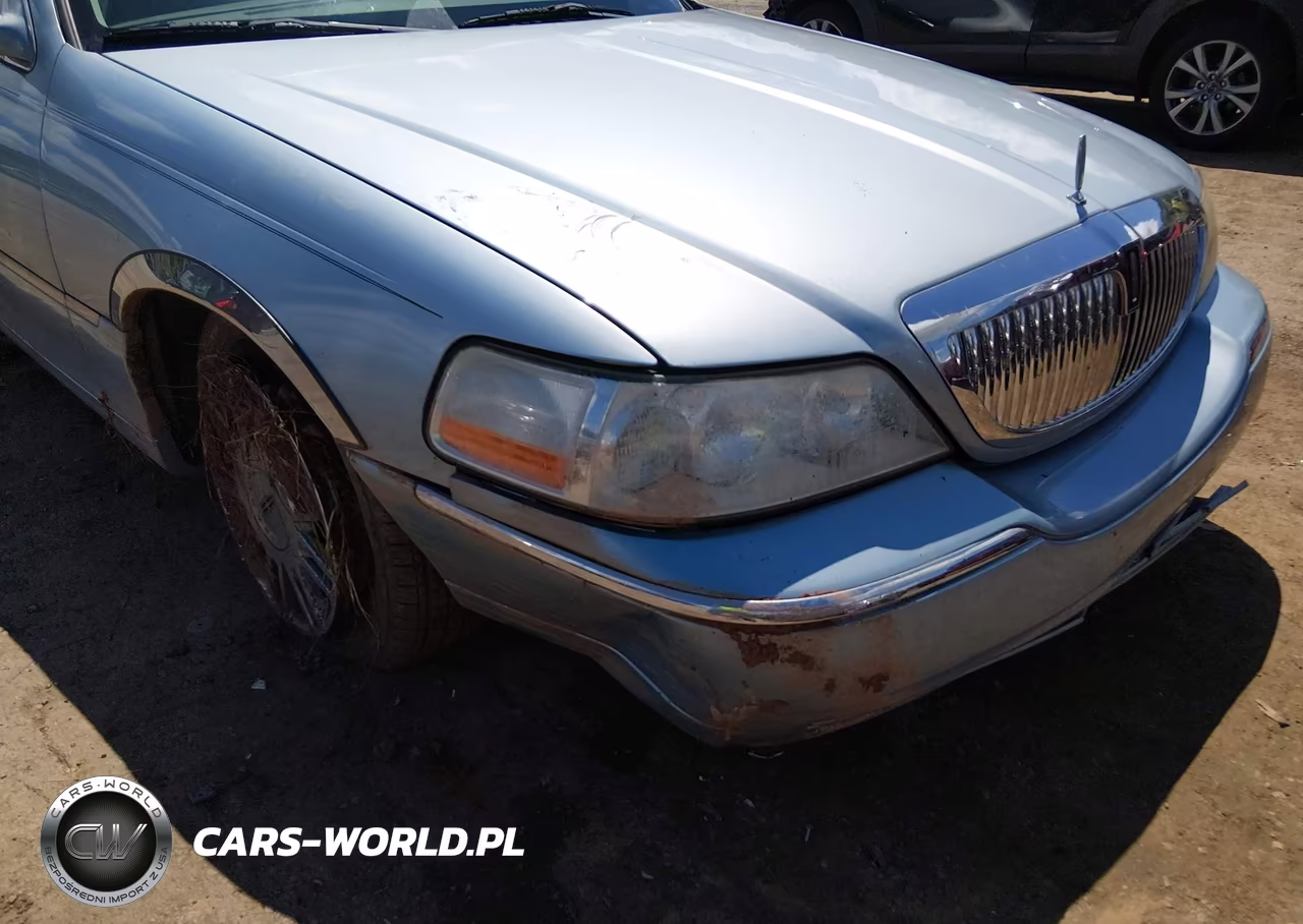 2006 Lincoln Town Car Signature Limited VIN:1LNHM82VX6Y629608 - 17