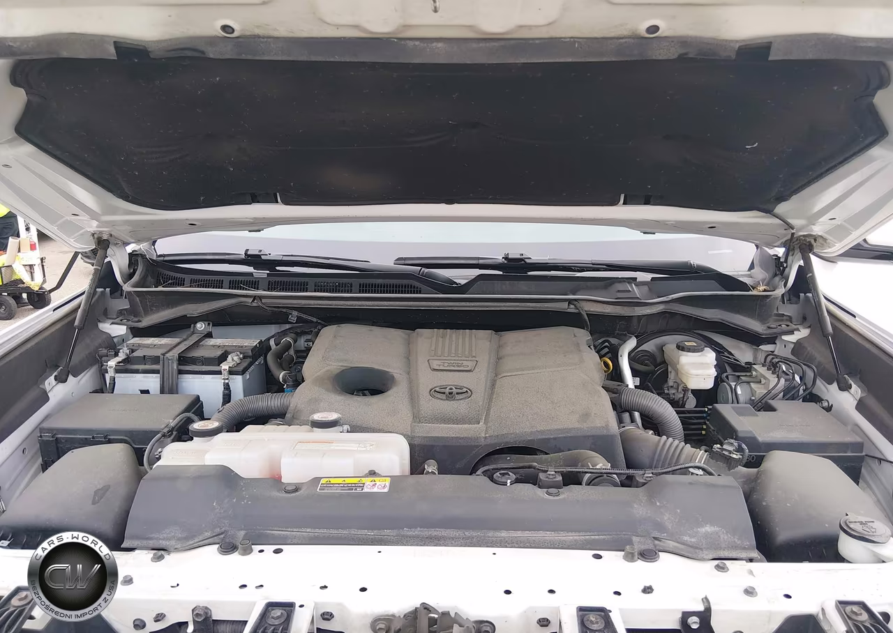 2022 Toyota Tundra Limited VIN:5TFJA5DB6NX027325 - 10