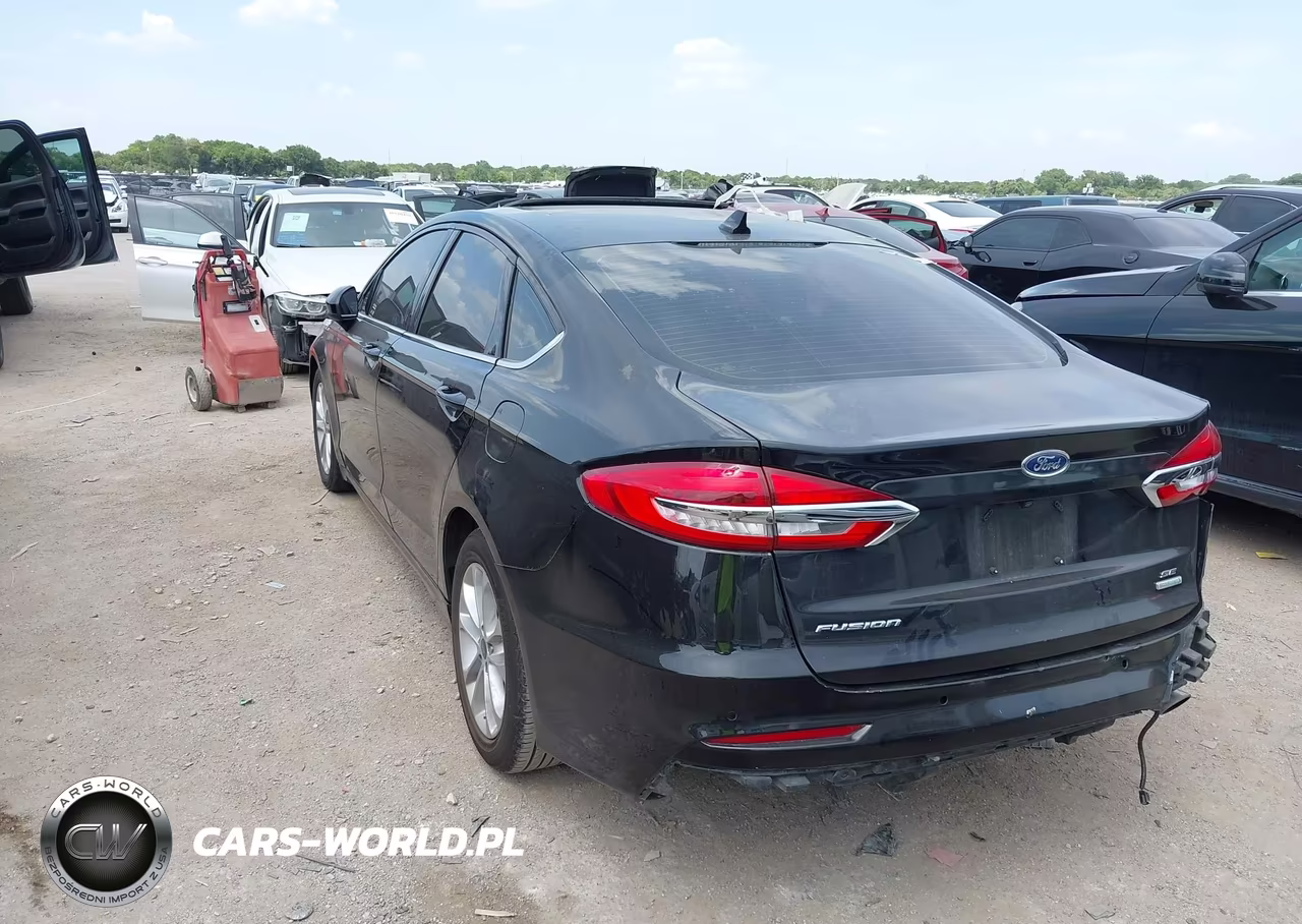2020 Ford Fusion Se VIN:3FA6P0HD7LR150145 - 3