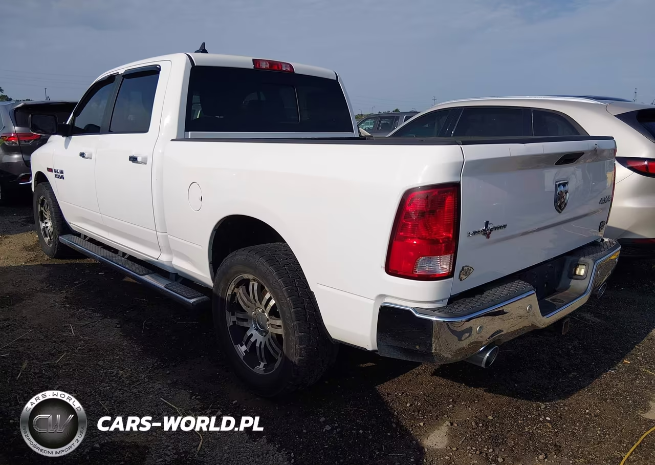 2015 Ram 1500 Lone Star VIN:1C6RR7TM6FS695710 - 3