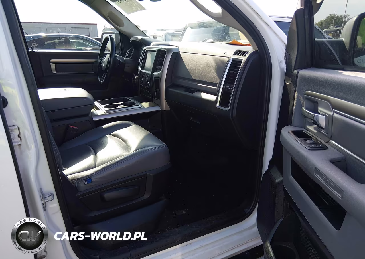 2015 Ram 1500 Lone Star VIN:1C6RR7TM6FS695710 - 5