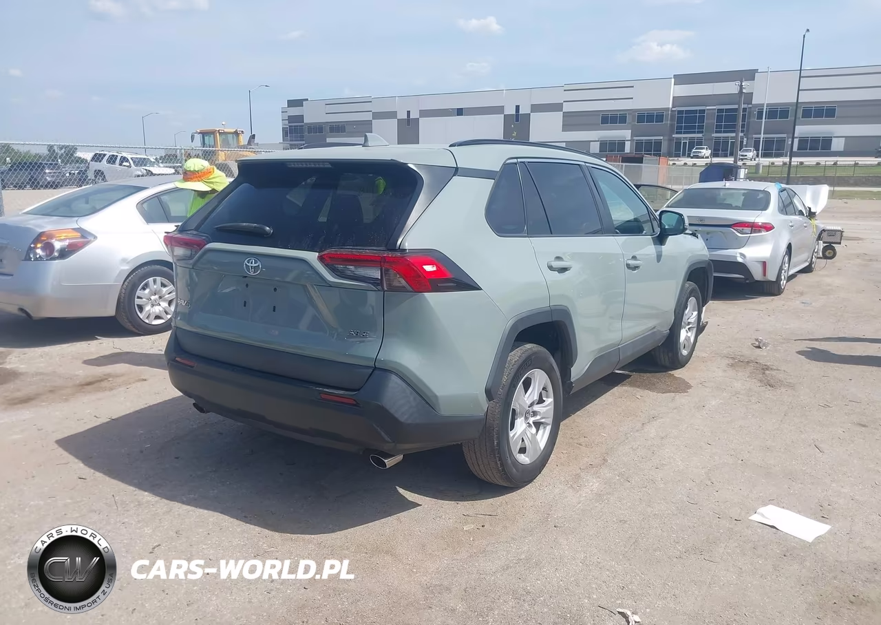2021 Toyota Rav4 Xle VIN:2T3W1RFV7MW162367 - 4
