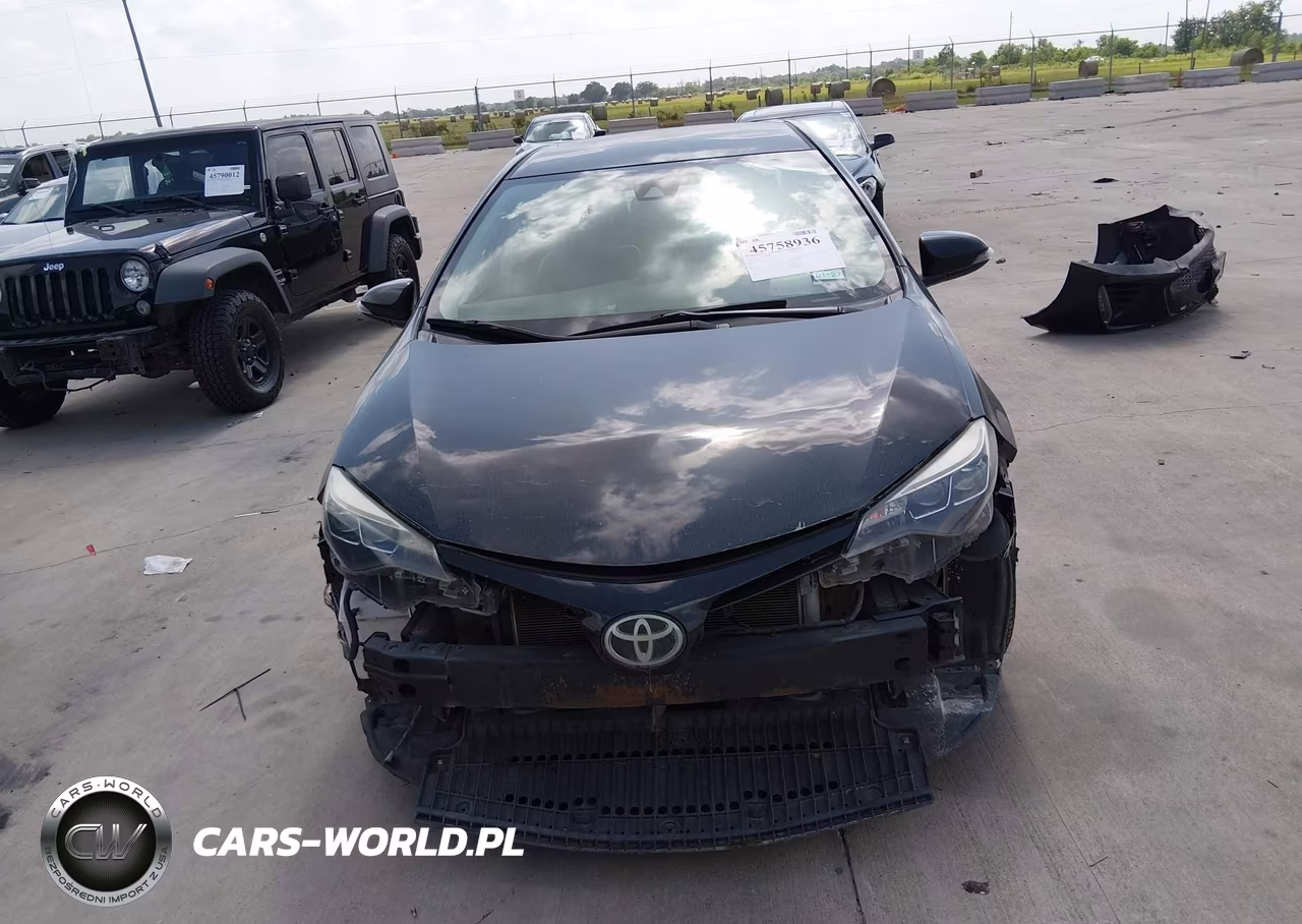 2018 Toyota Corolla Se VIN:5YFBURHE3JP774073 - 12