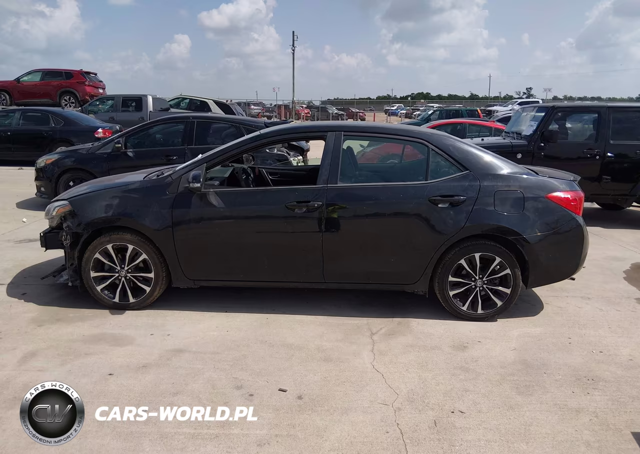 2018 Toyota Corolla Se VIN:5YFBURHE3JP774073 - 14