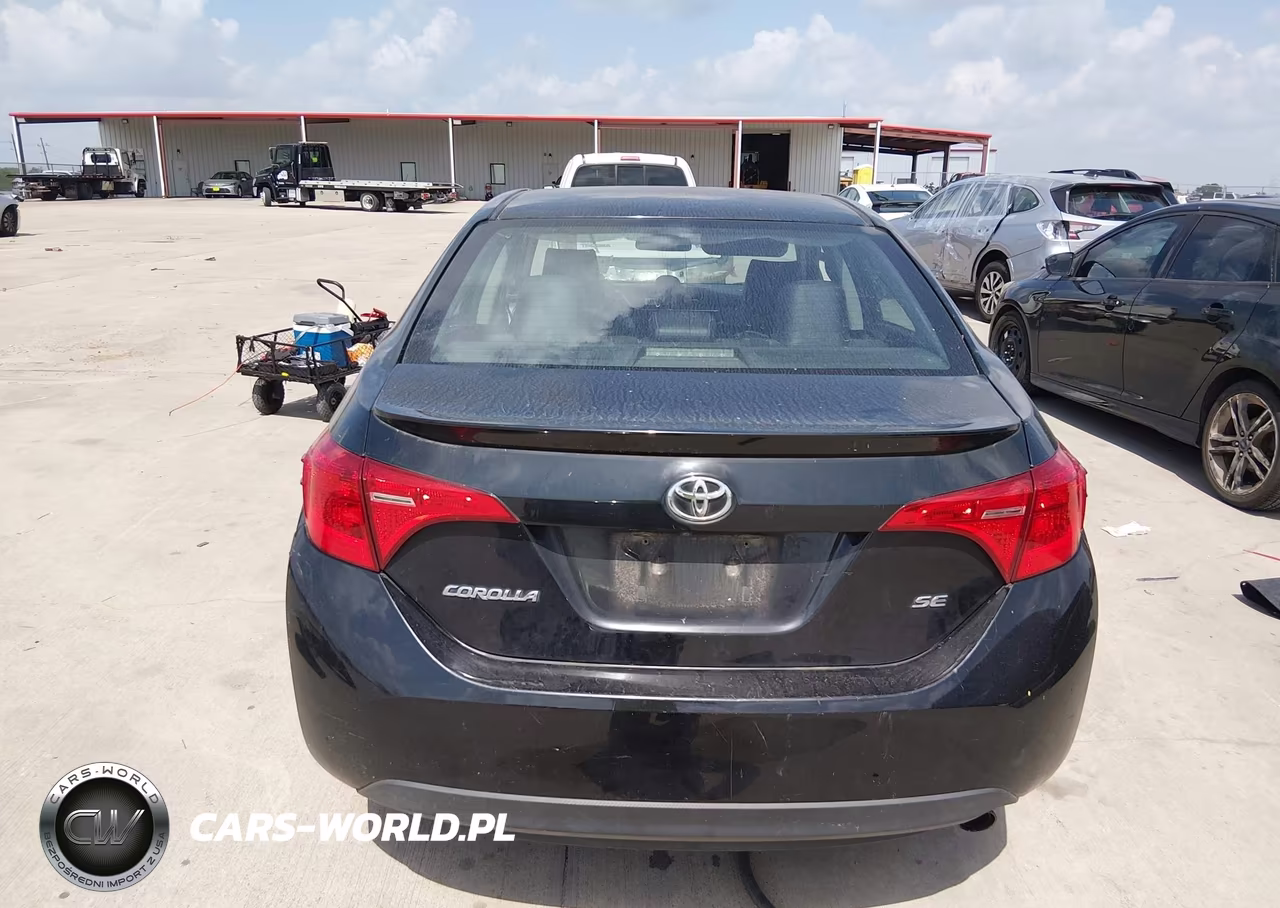 2018 Toyota Corolla Se VIN:5YFBURHE3JP774073 - 16