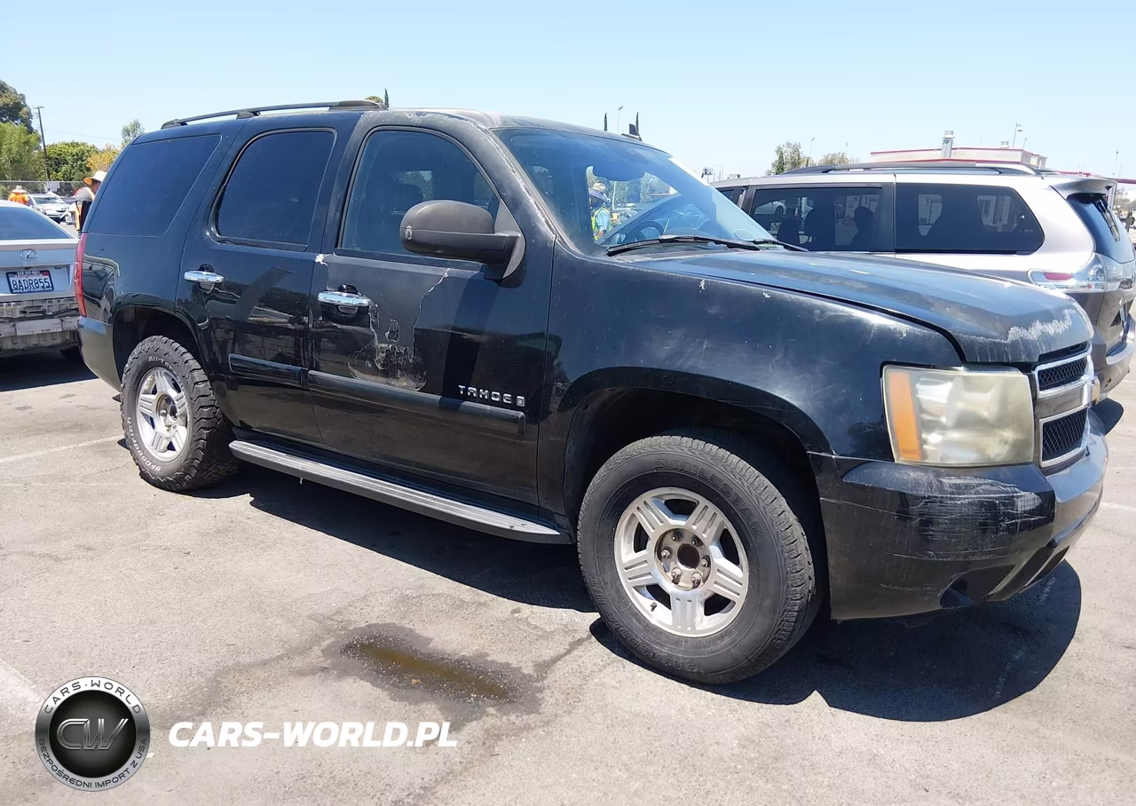 2007 Chevrolet Tahoe Ls VIN:1GNFC13C07J262058 - 1