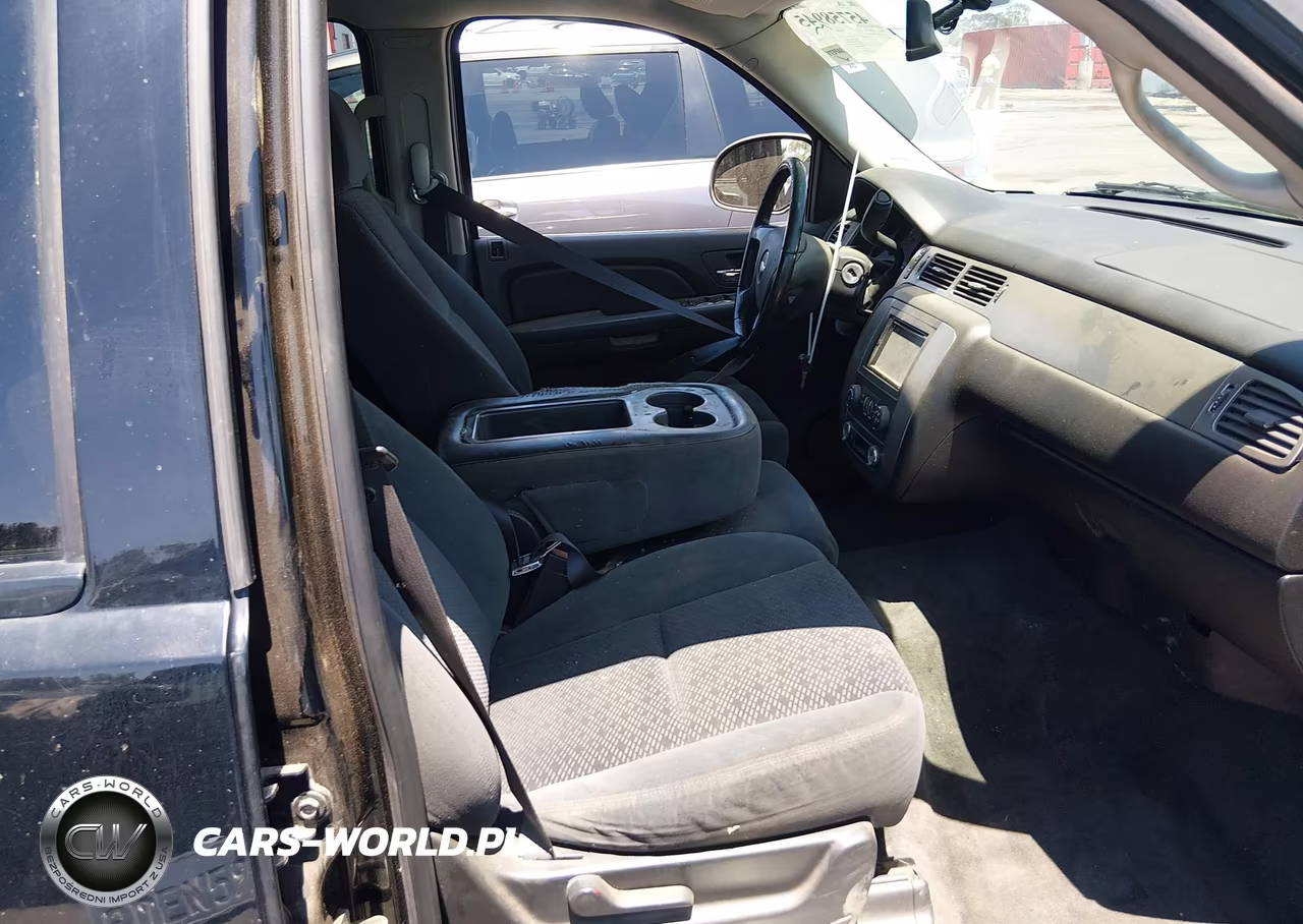 2007 Chevrolet Tahoe Ls VIN:1GNFC13C07J262058 - 5