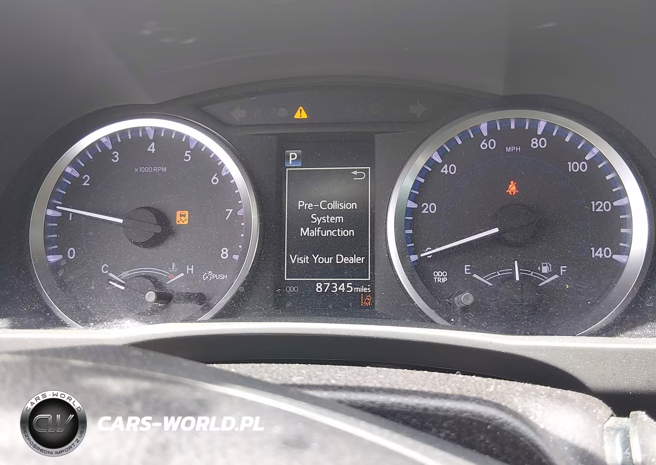 2018 Toyota Highlander Le VIN:5TDZZRFH3JS261961 - 7