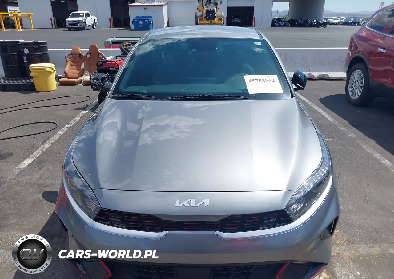 2024 Kia Forte Gt-Line VIN:3KPF54AD4RE785745 - 12