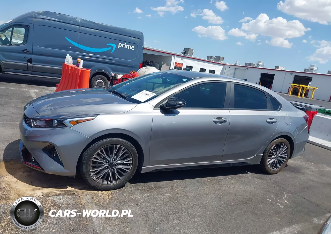 2024 Kia Forte Gt-Line VIN:3KPF54AD4RE785745 - 14