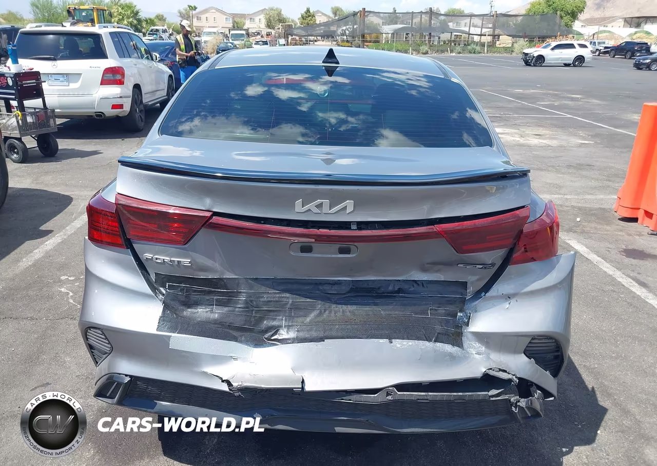 2024 Kia Forte Gt-Line VIN:3KPF54AD4RE785745 - 6