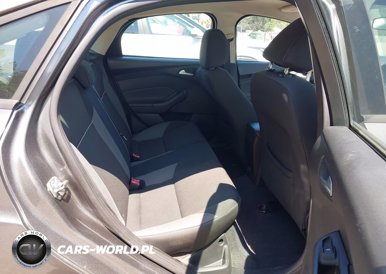 2014 Ford Focus Se VIN:1FADP3F2XEL450483 - 8