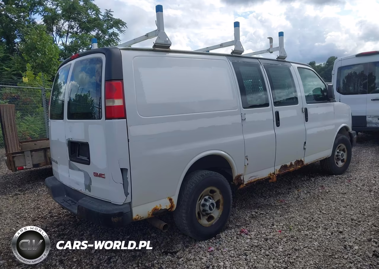 2008 GMC Savana Work Van VIN:1GTHG35KX81142825 - 4