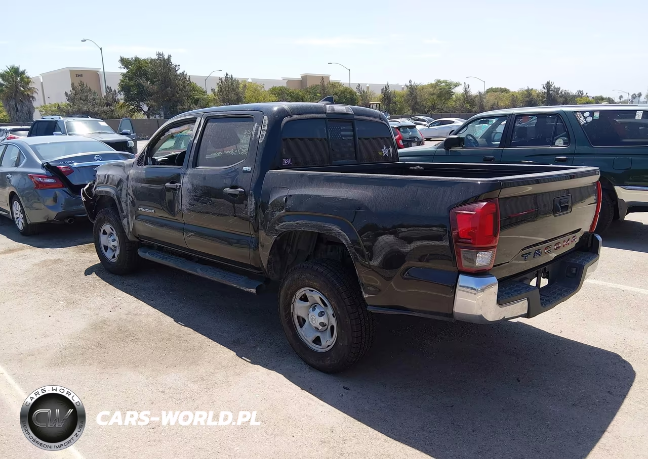 2018 Toyota Tacoma Sr5 VIN:5TFAX5GN9JX130737 - 3