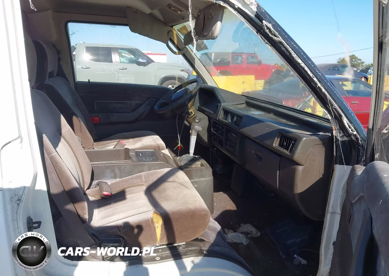 1990 Mitsubishi Wagon Ls VIN:JA4FN54W4LA000700 - 5