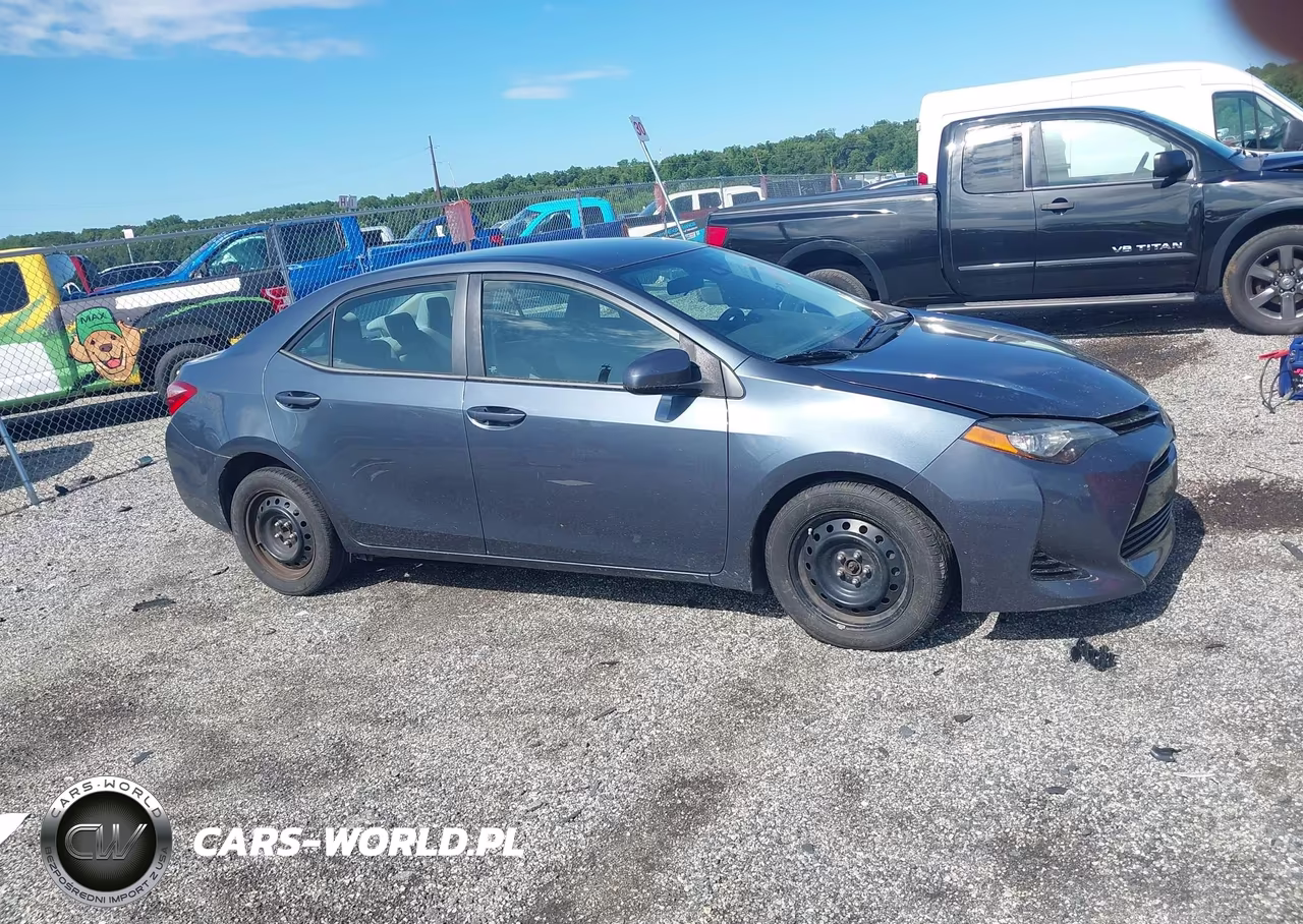 2017 Toyota Corolla Le VIN:2T1BURHE9HC915402 - 13