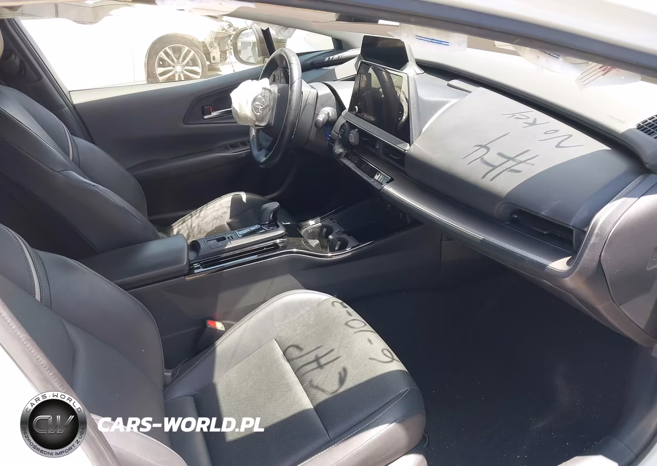 2023 Toyota Prius Xle VIN:JTDACAAU6P3005277 - 5