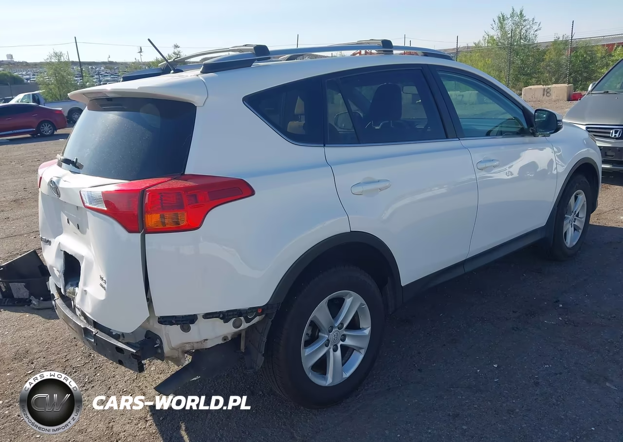 2013 Toyota Rav4 Xle VIN:2T3RFREV2DW122309 - 4