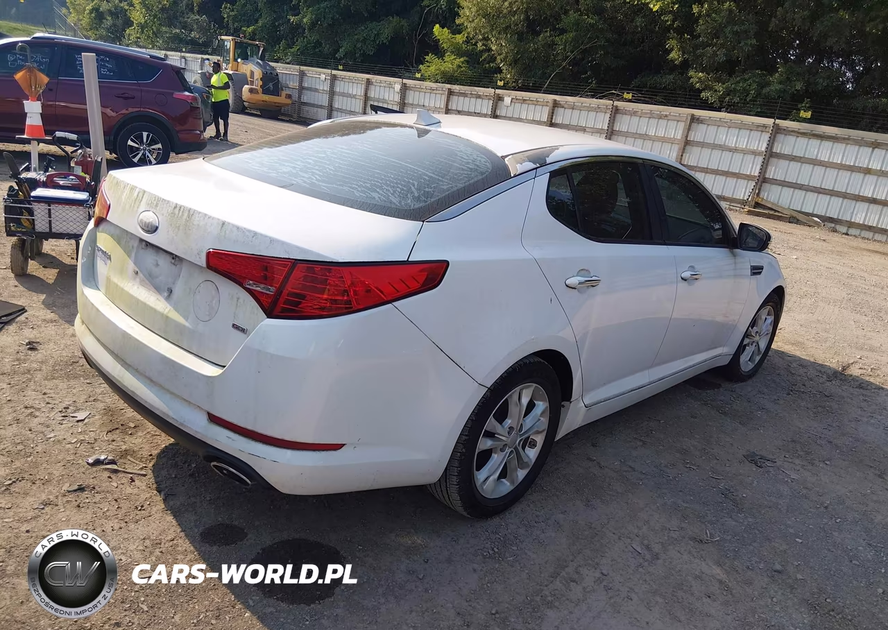 2013 Kia Optima Lx VIN:5XXGM4A74DG190542 - 4