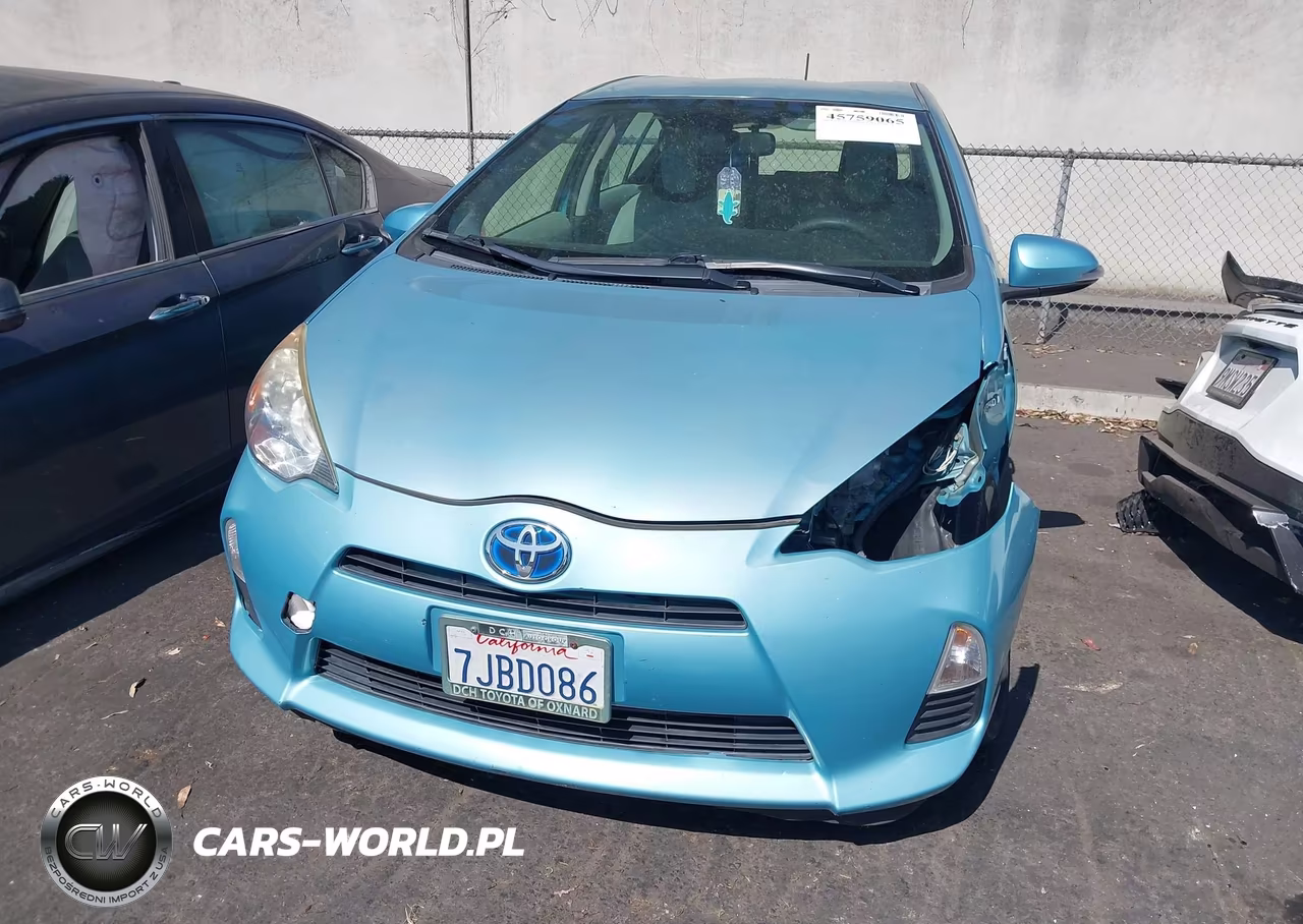 2014 Toyota Prius C One VIN:JTDKDTB34E1084945 - 12