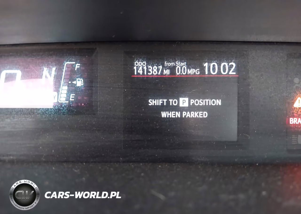 2014 Toyota Prius C One VIN:JTDKDTB34E1084945 - 7