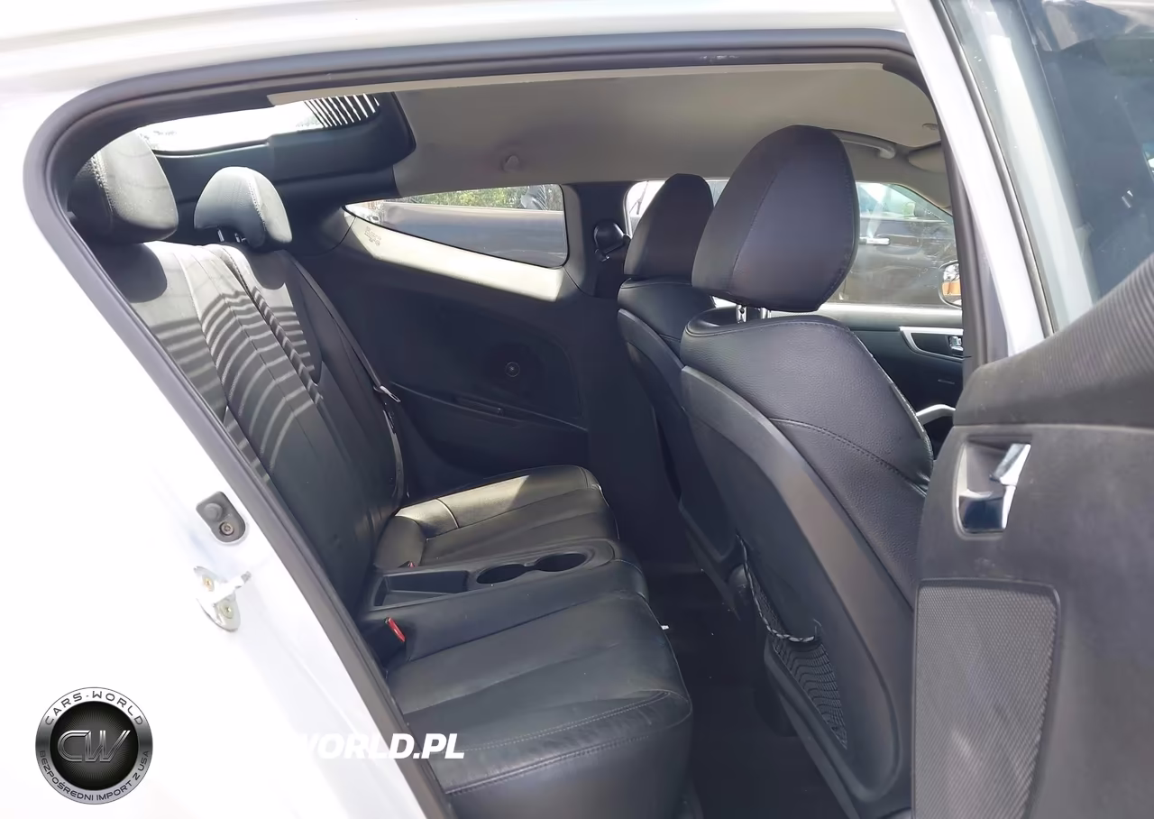 2013 Hyundai Veloster Tech VIN:KMHTC6AD4DU102761 - 8