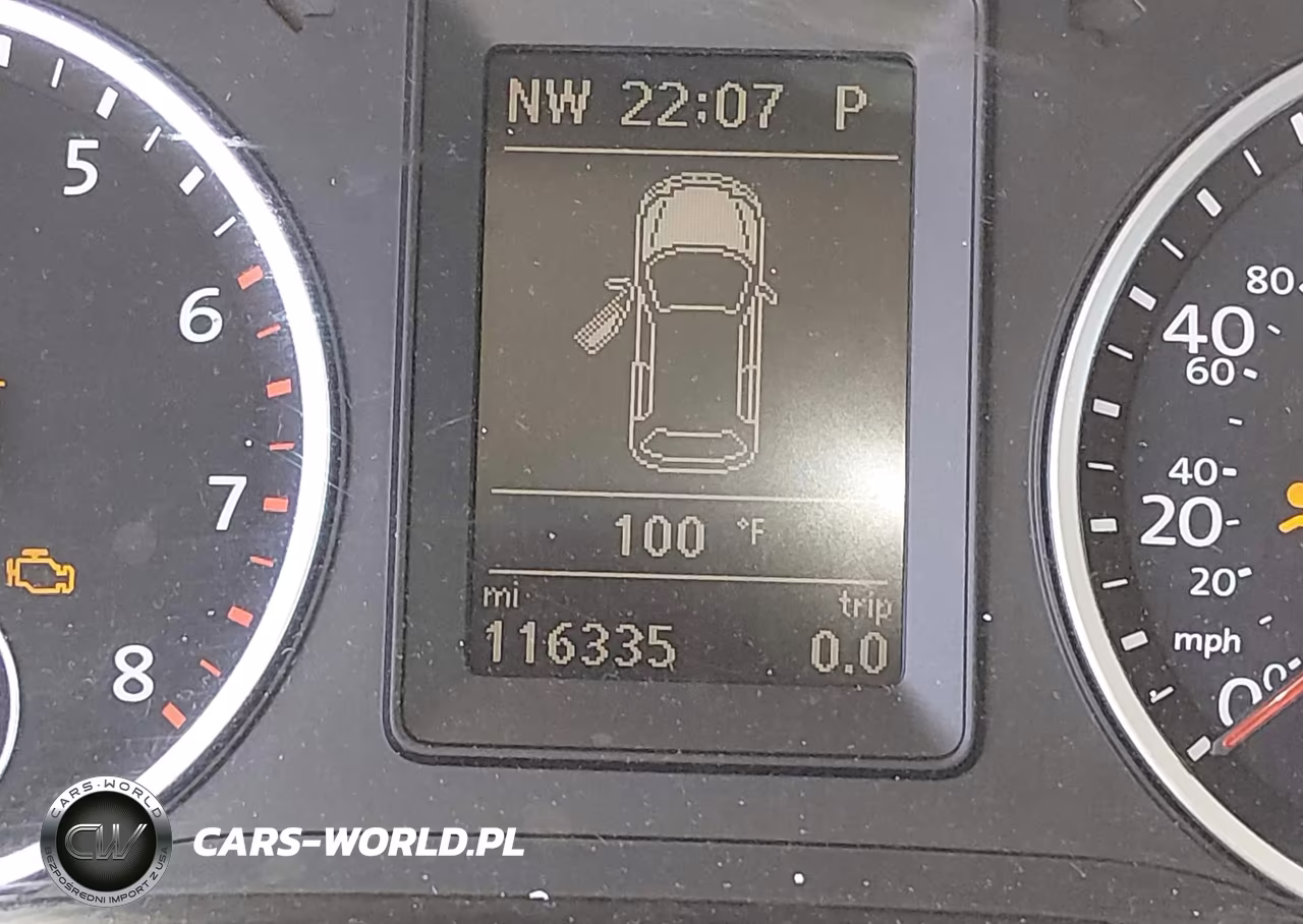 2015 Volkswagen Tiguan S VIN:WVGAV7AXXFW566632 - 16