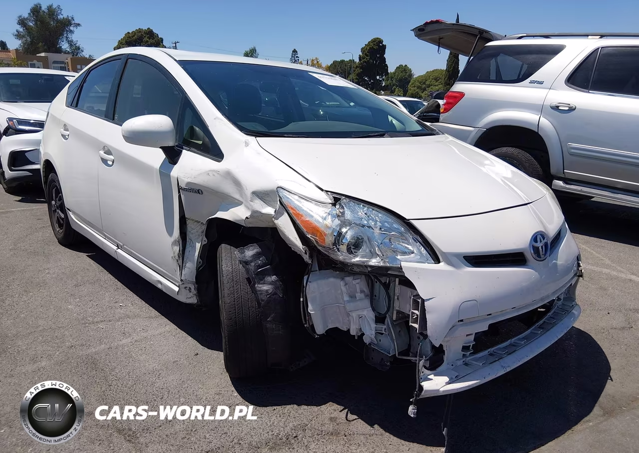 2013 Toyota Prius Two – zdjęcie 1 z 16
