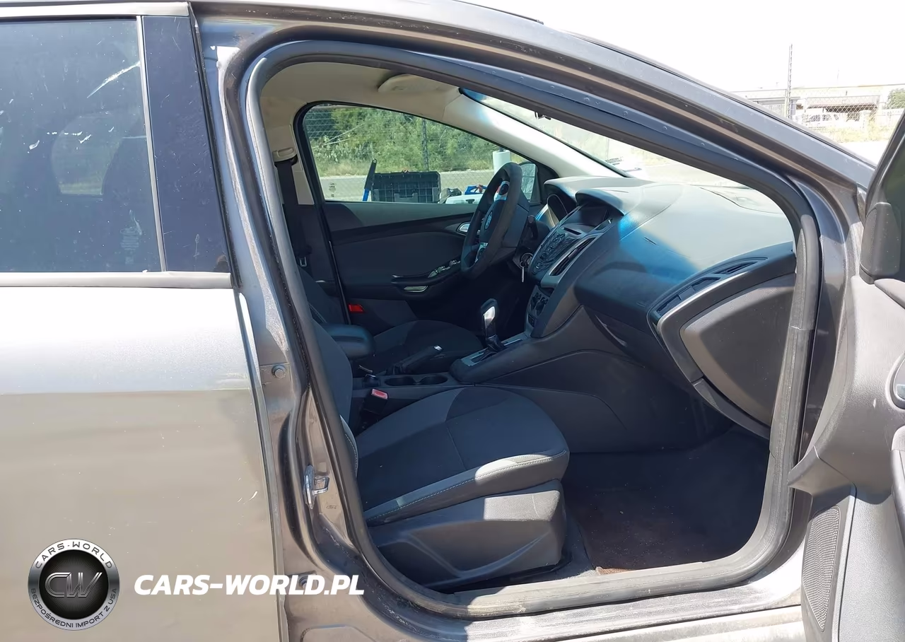 2013 Ford Focus Se VIN:1FADP3F21DL190389 - 5