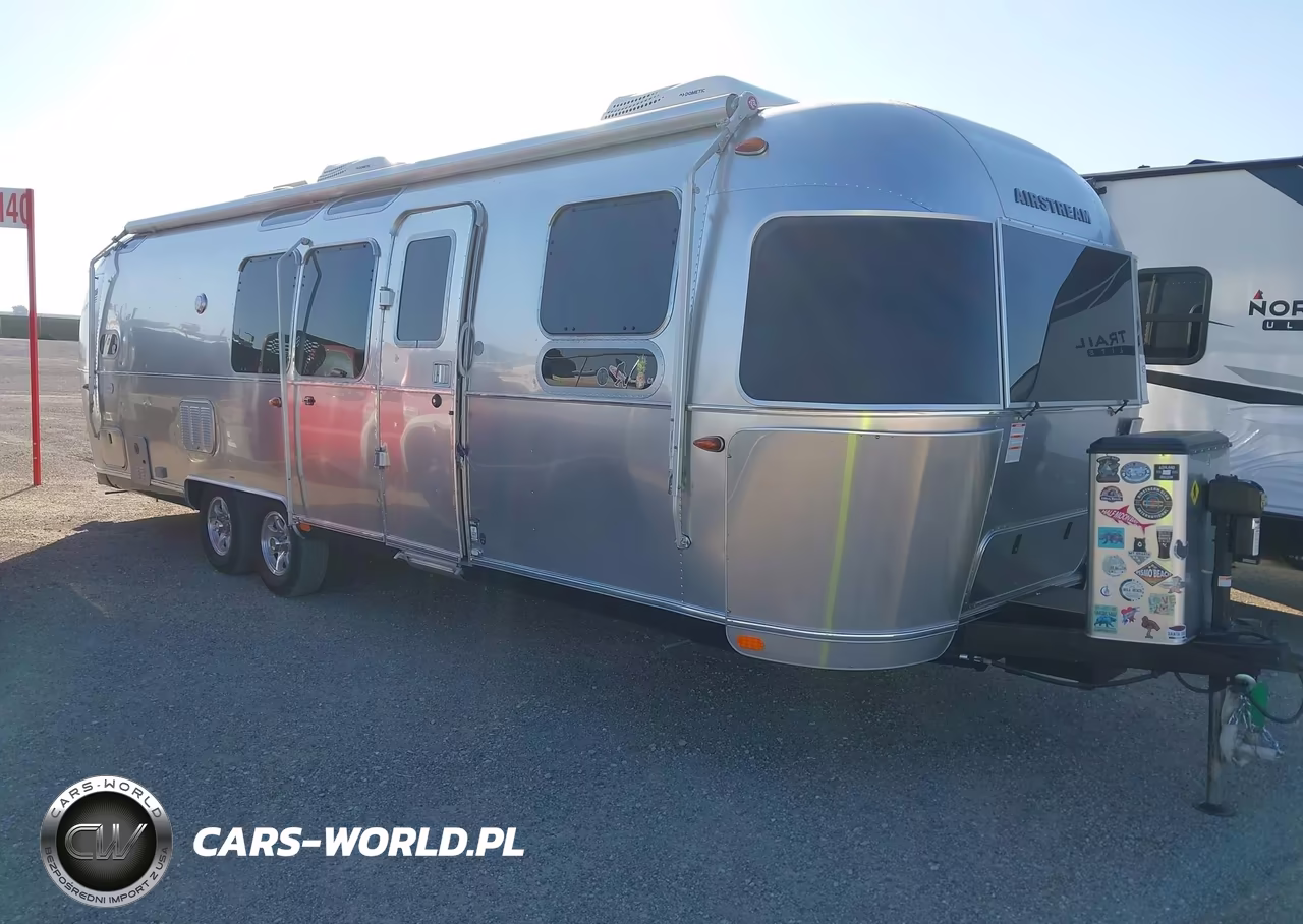 2021 Airstream Flying Cloud